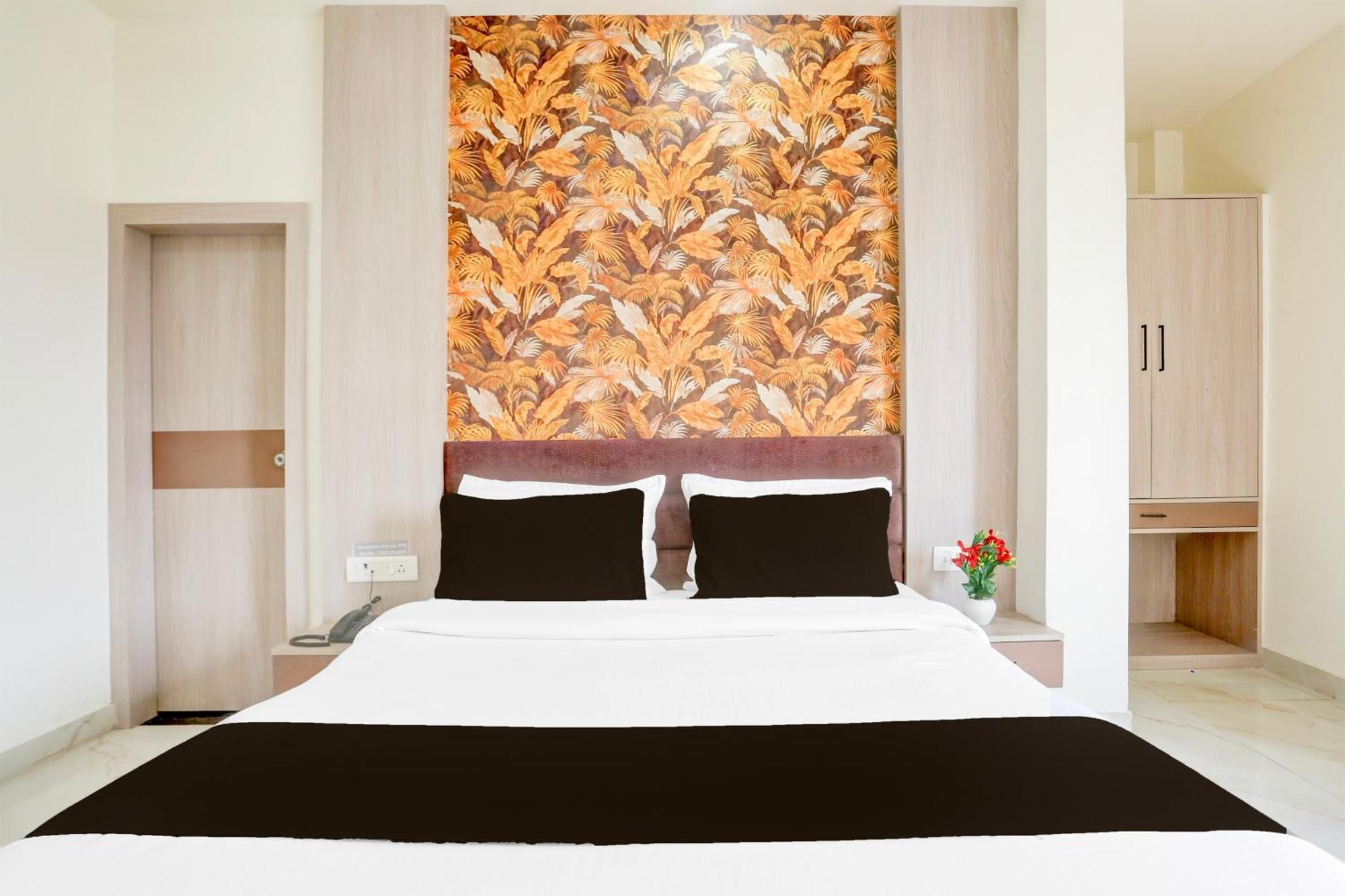Collection O The Vidya Grand Hotel Rudrapur ภายนอก รูปภาพ